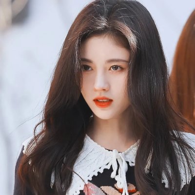 春色无边满绿波